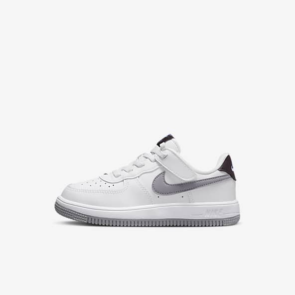 Nike Cyber Monday Younger Kids UK 7.5 UK 2.5 Air Force 1. Nike ZA